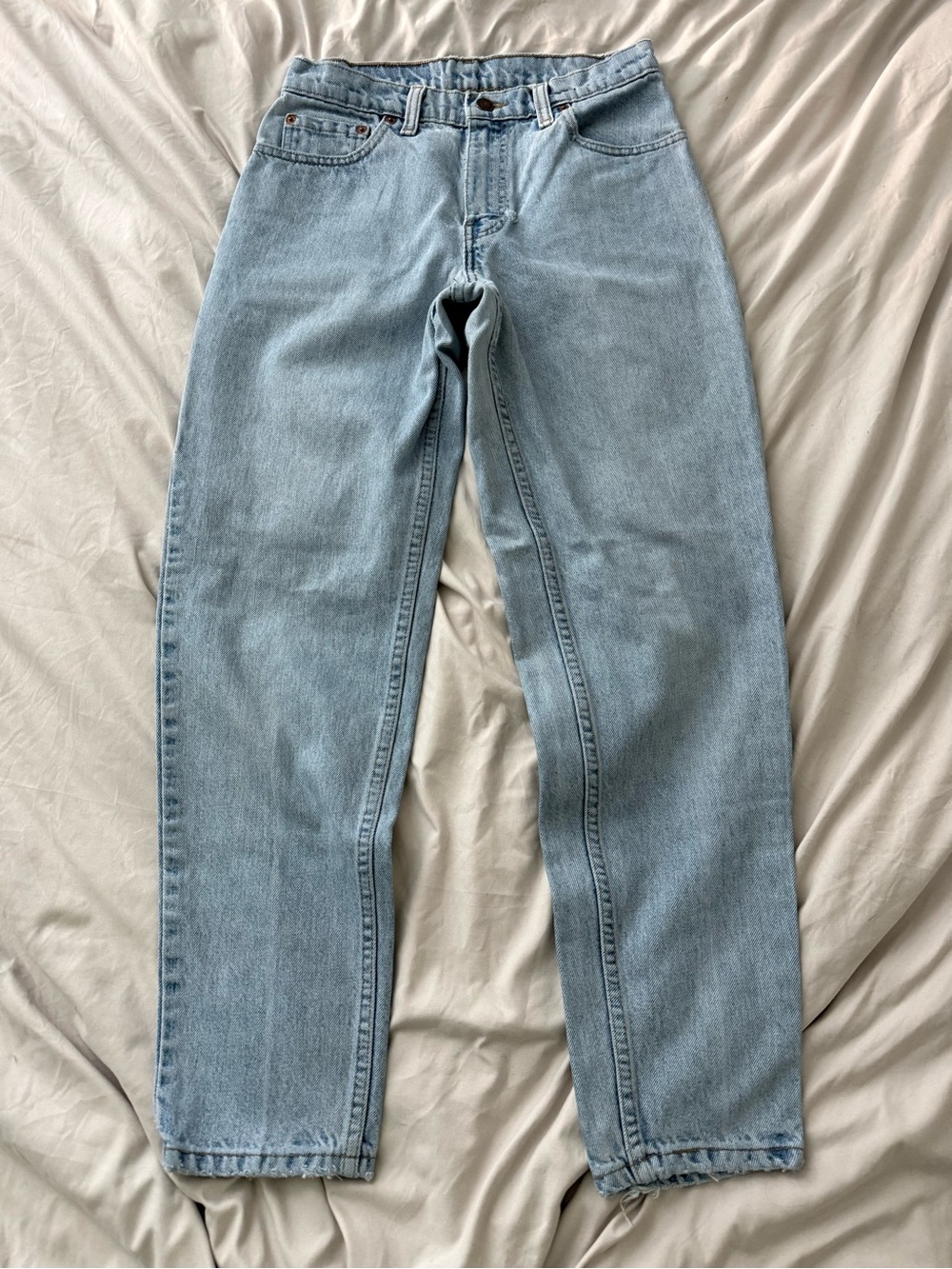 Levi’s 550 Vintage 90s Light Wash High Rise Relaxed Jeans 28x28